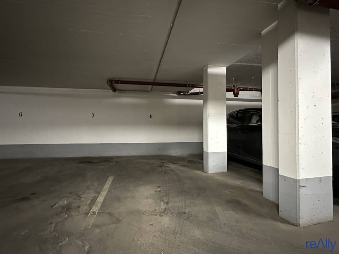 Underground parking space in Aegidigasse, 1060 Vienna