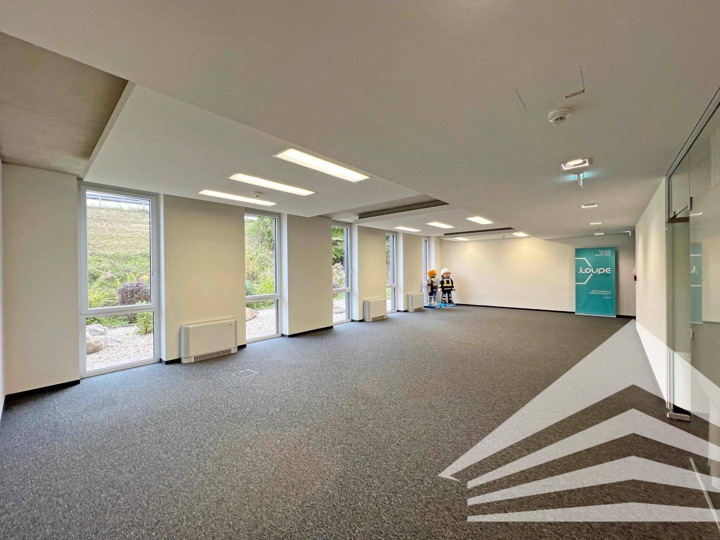High-End Office Space 169 m² in Steyregg Business Park on B3