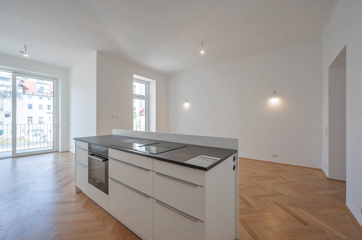 Prime Office or Practice Unit 77 m² with Balcony in Vienna Ottakring