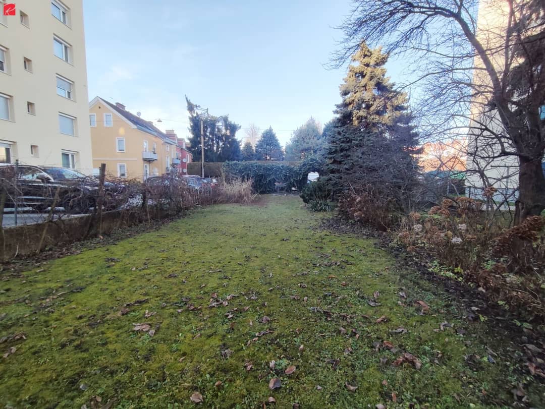Level building land 644 m² in Graz
