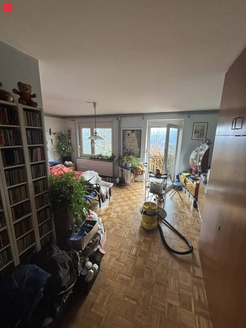 Renovierungsbedürftiges Wohnjuwel mit großem Garten und viel Platz!