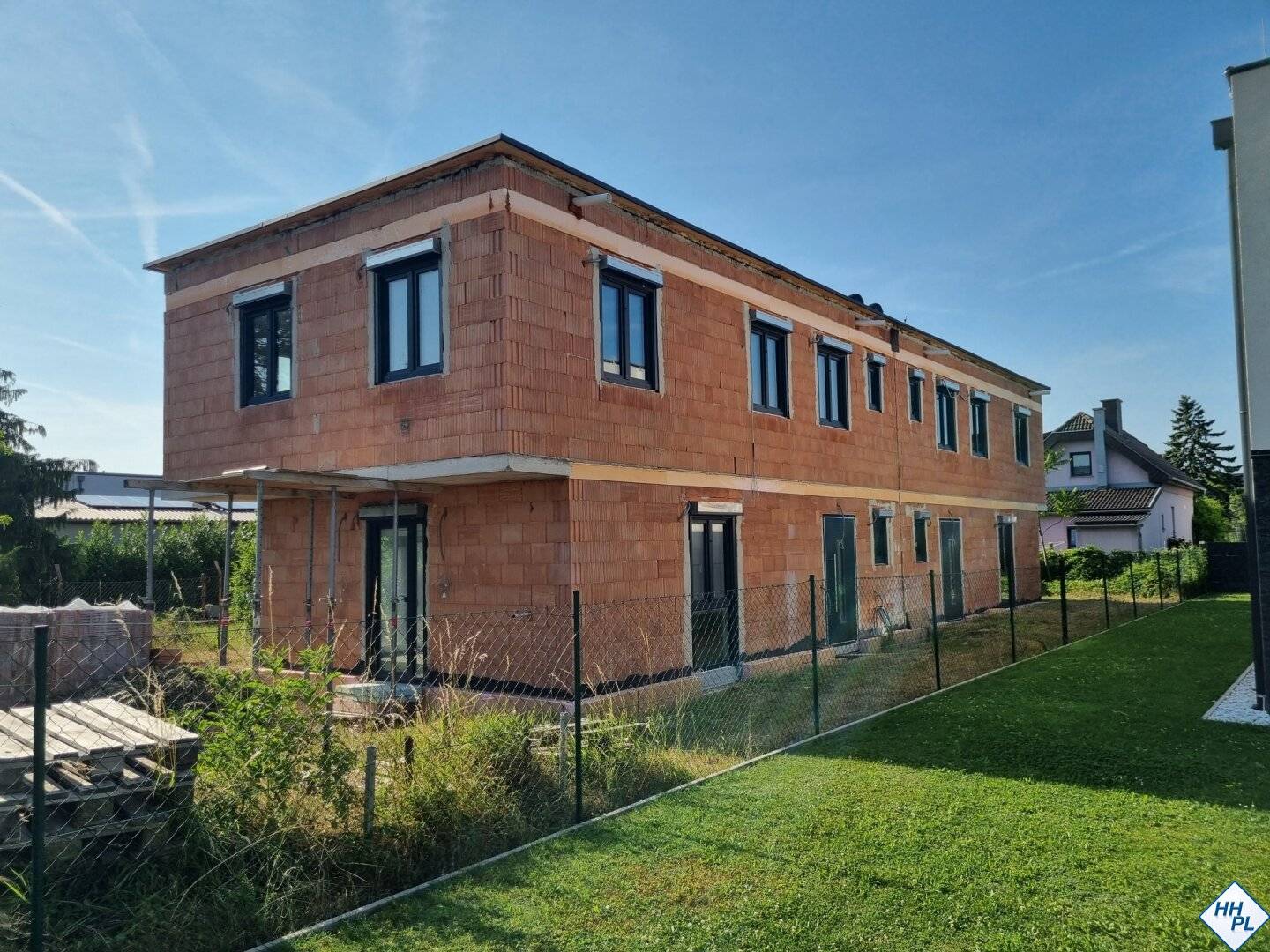 Semi-detached house in Kottingbrunn with garden and terrace
