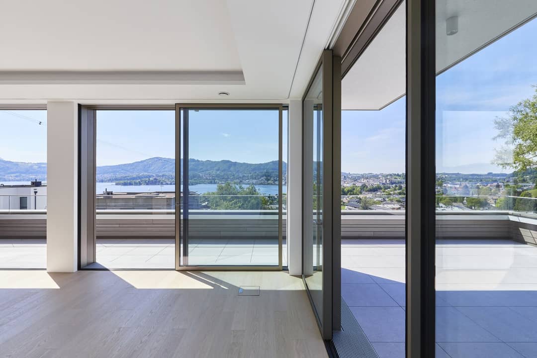 Wohnung with lake and mountain view and terrace