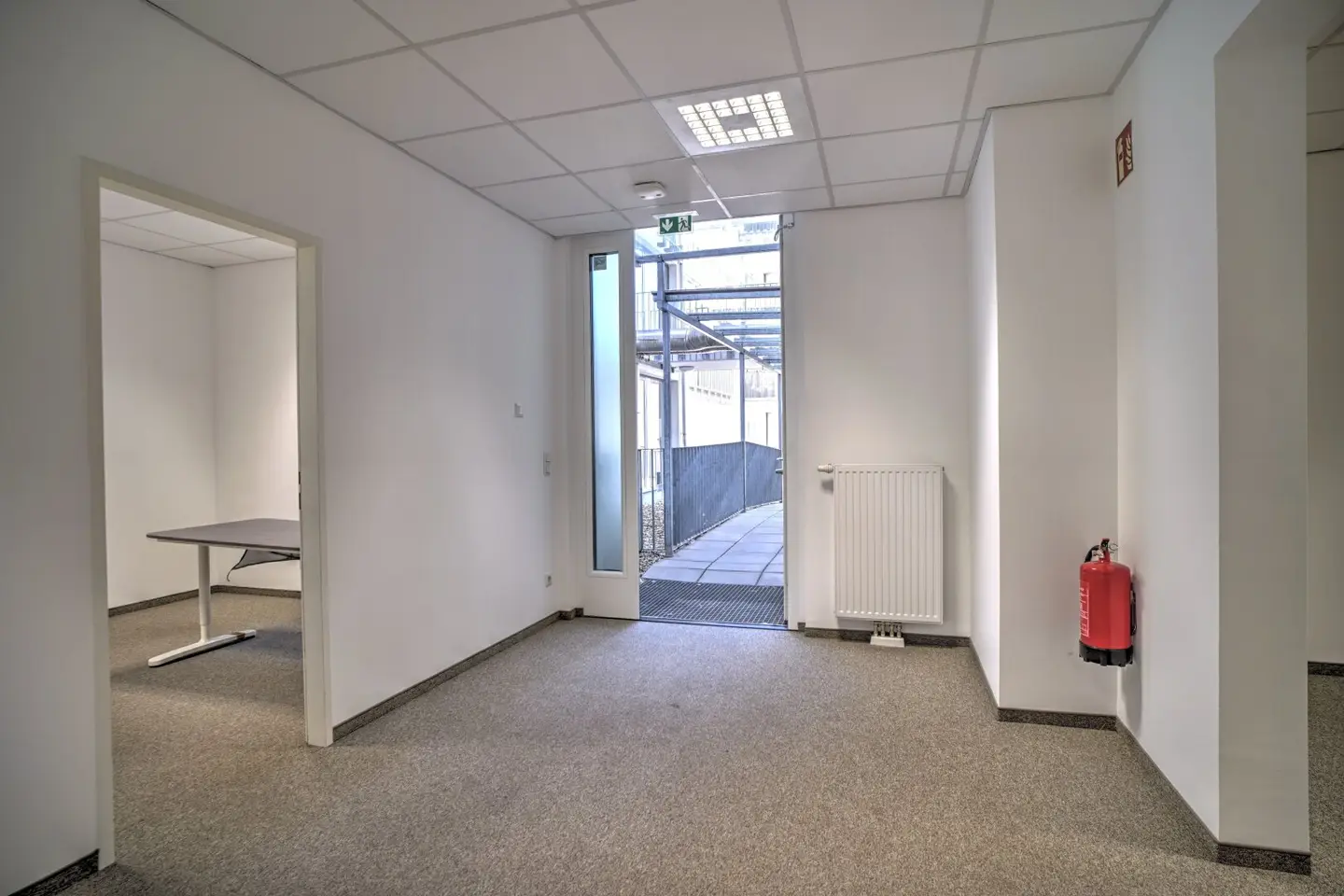 Ansprechende Büro- &amp; Praxisräume in attraktiver Zentrumslage | 5 Tiefgaragenstellplätze
