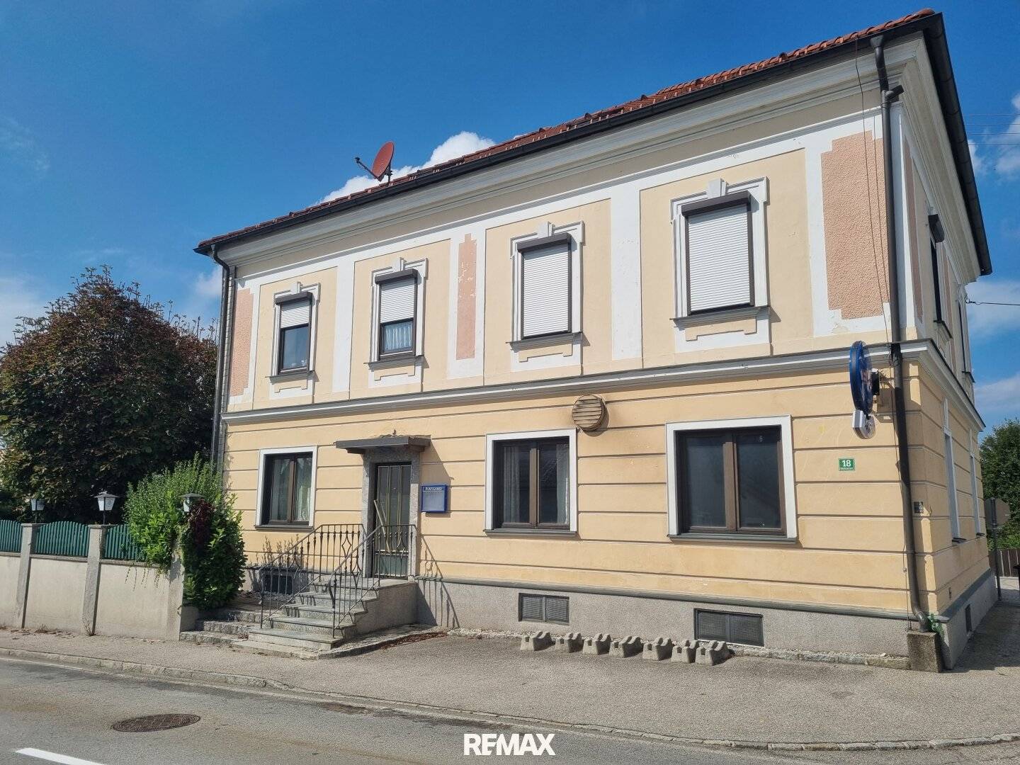 Spacious house with large apartment and gastropub in Ranshofen near Braunau