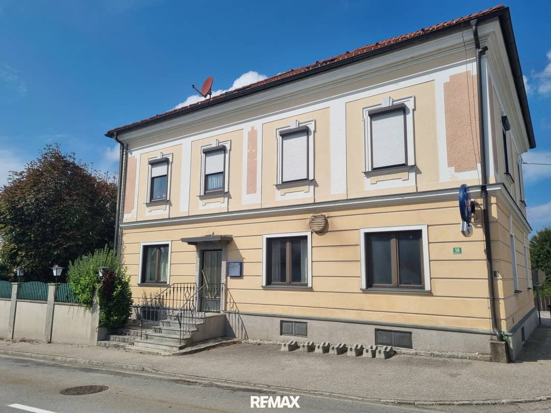 Geräumiges Haus mit großer Wohnung und Gastlokal in Ranshofen bei Braunau