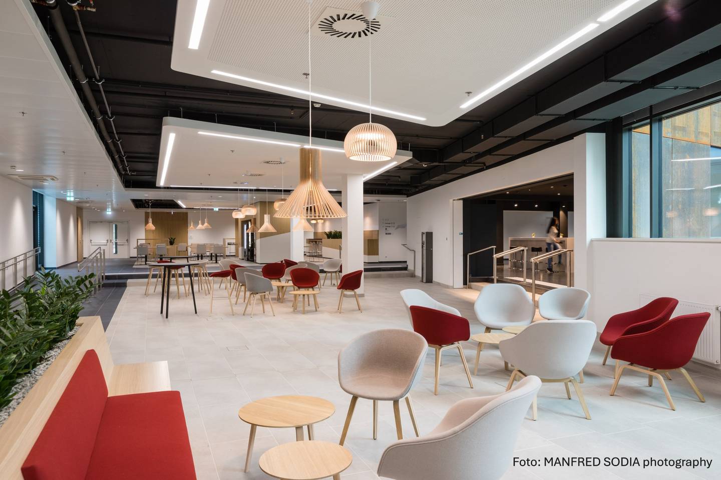 Modern Working at VIENNA WORKS on Austria Campus - Office Spaces for Rent in 1020 Vienna