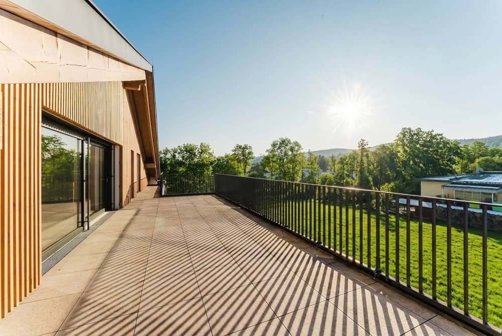 Dachgeschosswohnung mit Sonnenterrasse und Weitblick