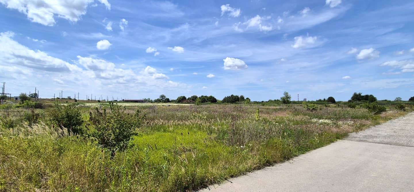 Commercial land Pixendorf