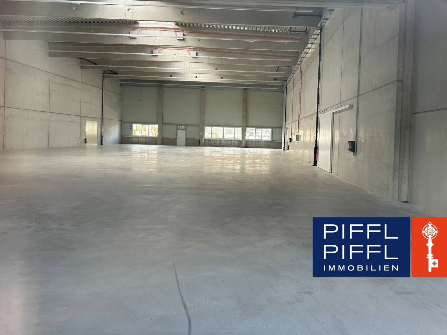 Commercial Space Pasching 1348m²