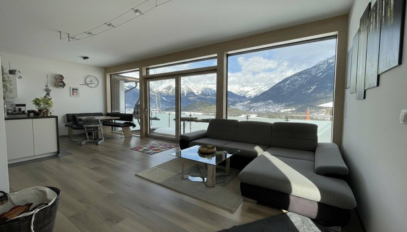 Modernes Haus mit Weitblick, Wald