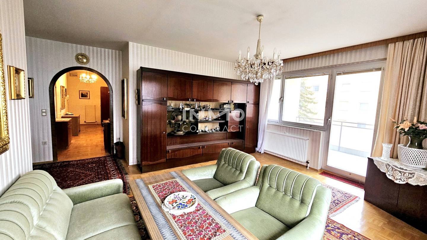 Wohnung mit Schlossparkblick nahe Zentrum