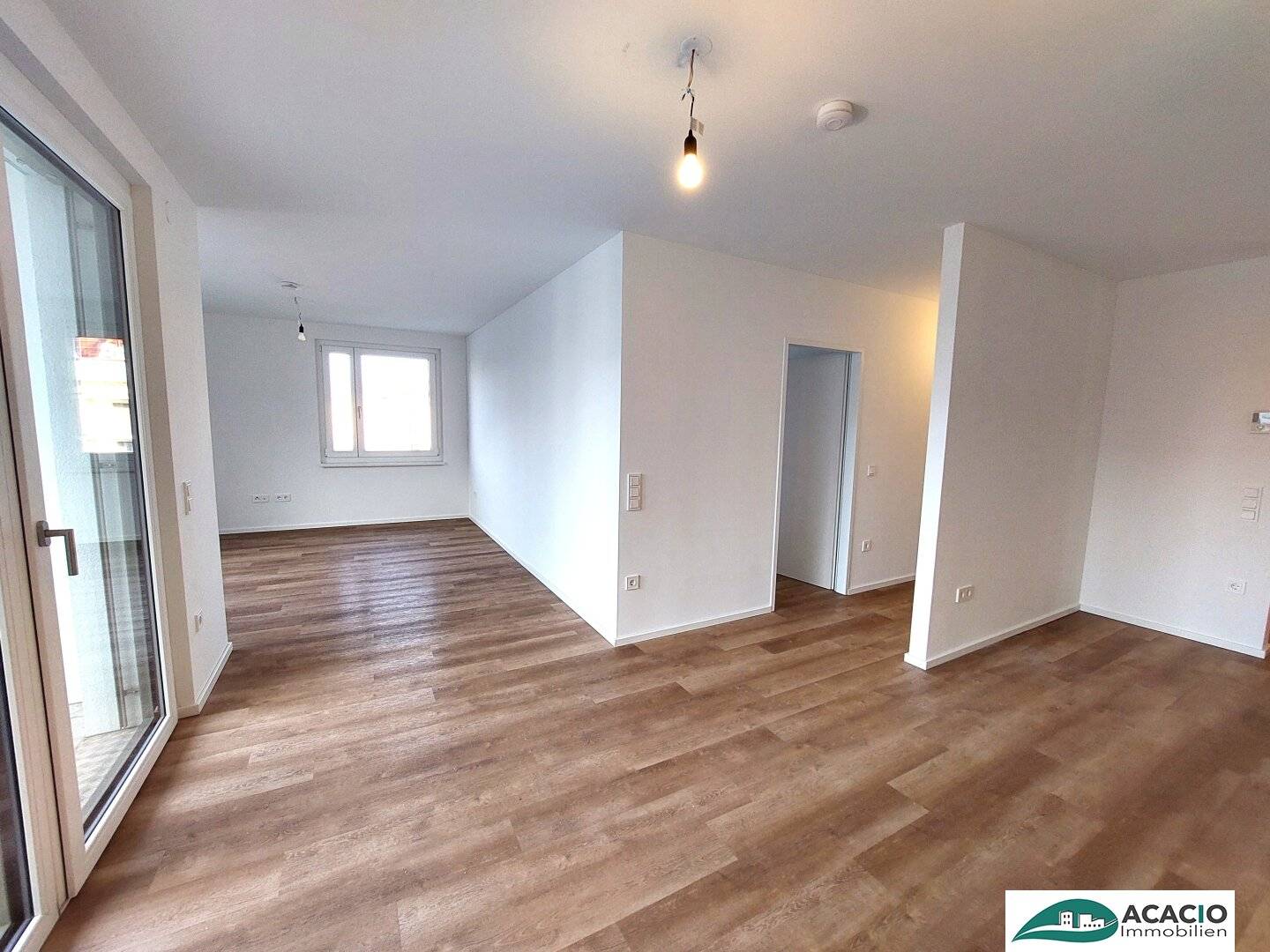 Wohnung with loggia and two baths