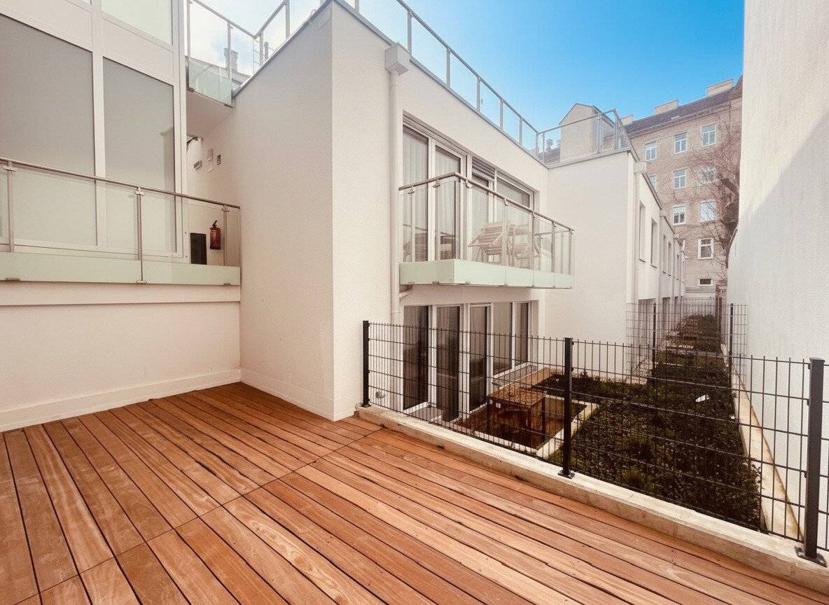 Altbauwohnung Terrasse nahe Karmelitermarkt