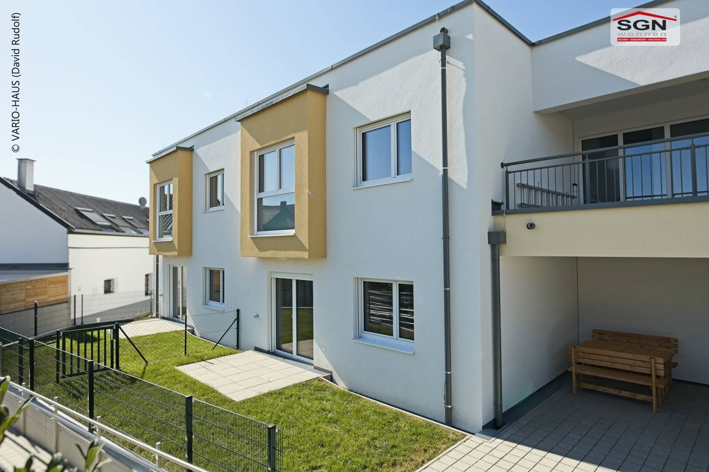 Bright barrier free apartment on the first floor