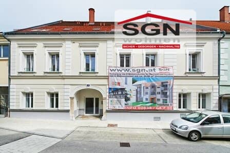 Saniert Altbauwohnung Zentrum Balkon Stellplatz