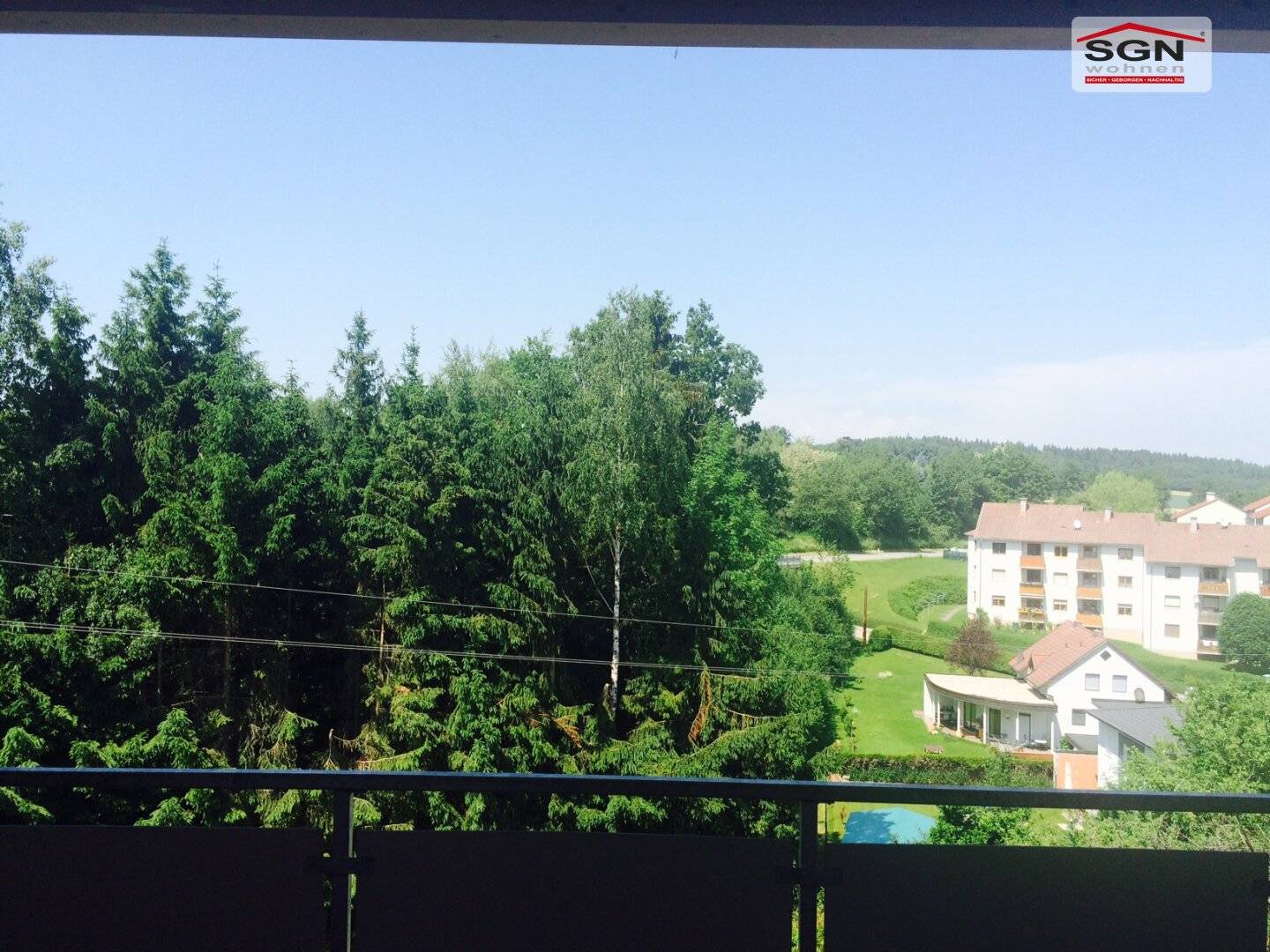 Wohnung mit Balkon und 3 Zimmer