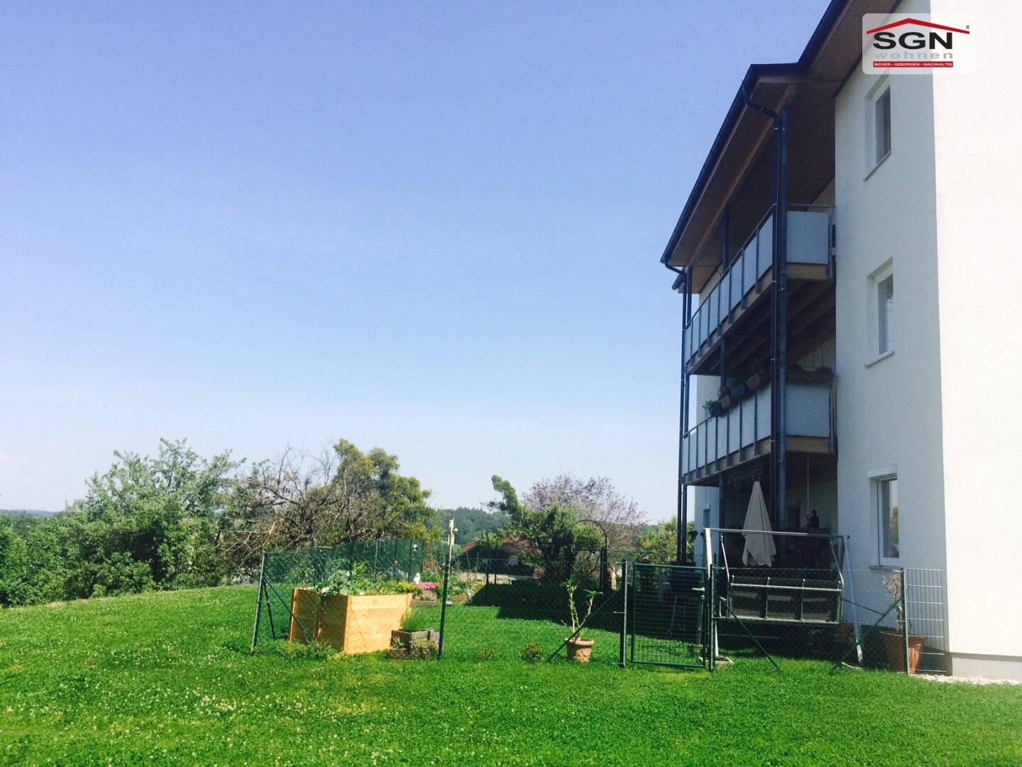 Wohnung mit Balkon und 3 Zimmer
