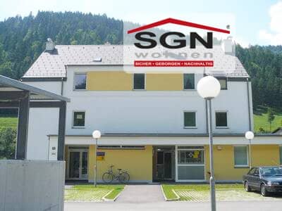 Wohnung mit Terrasse und Grünfläche in ruhiger Lage