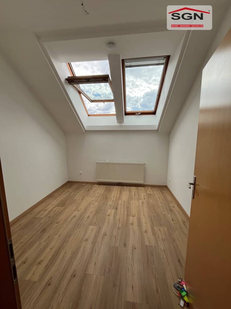 Apartment with roof terrace and underground parking space
