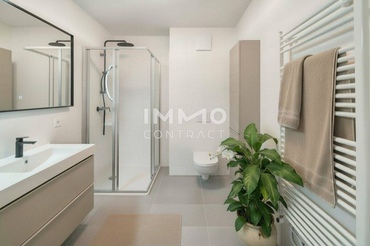 New build apartment with private outdoor space
