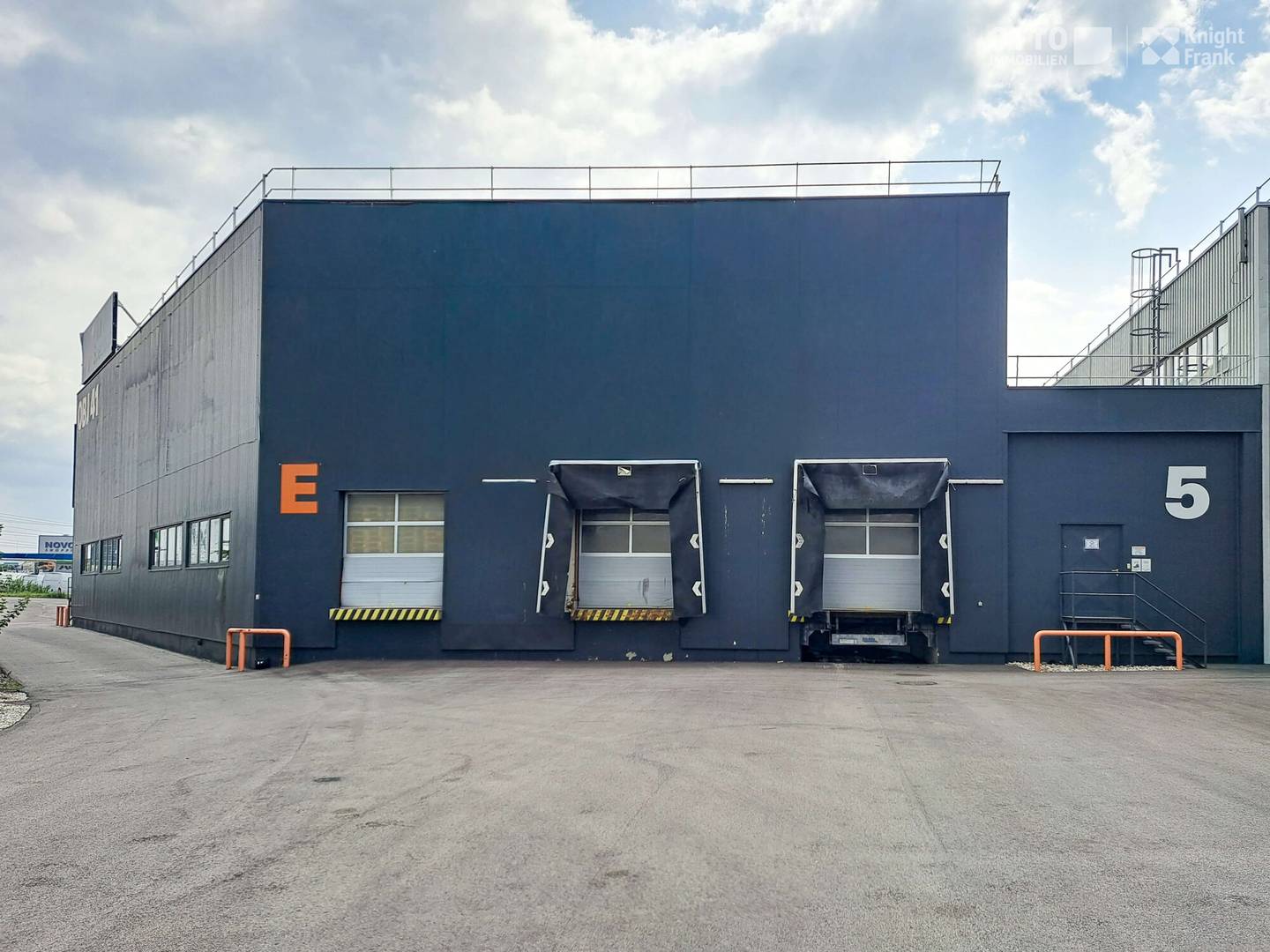 Lager & Büro 1800m² Wiener Neudorf