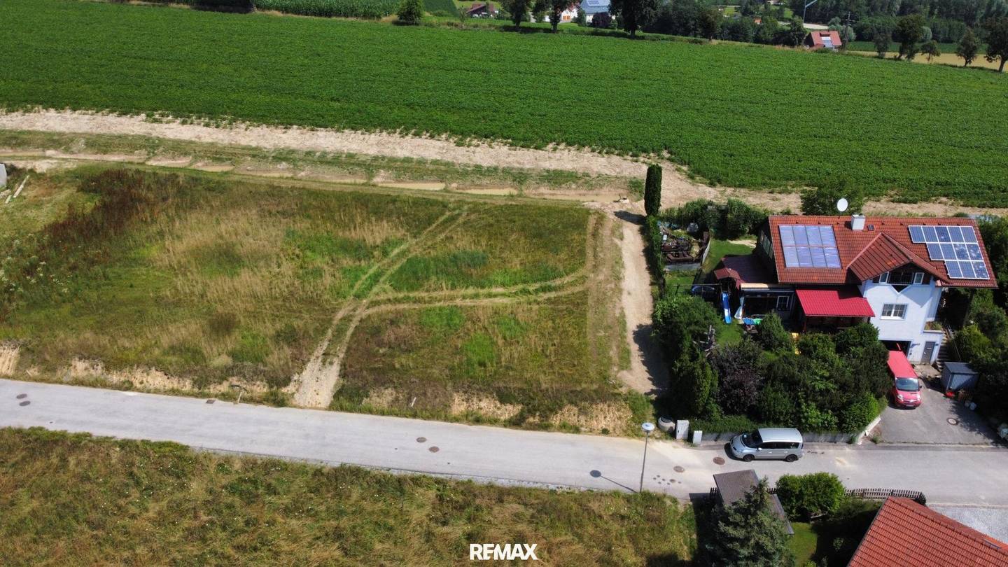 873 m² Bauland in Tollet