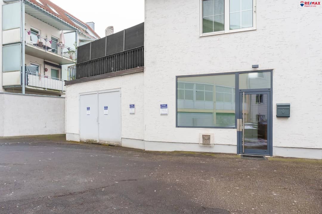Renovated Commercial Space 73m² Linz