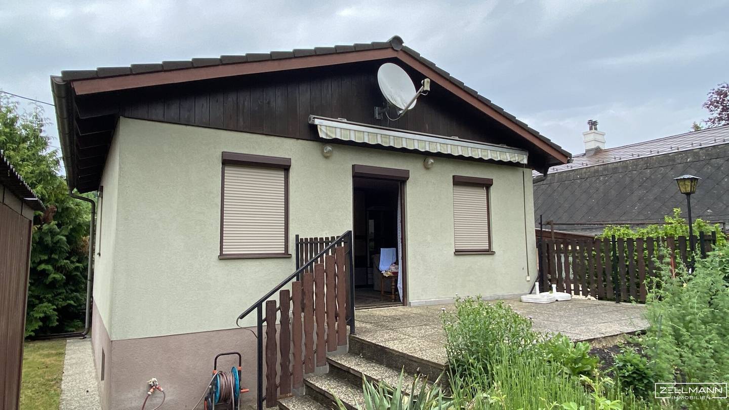 Grundstück mit Fertigteilhaus in Wien 1220
