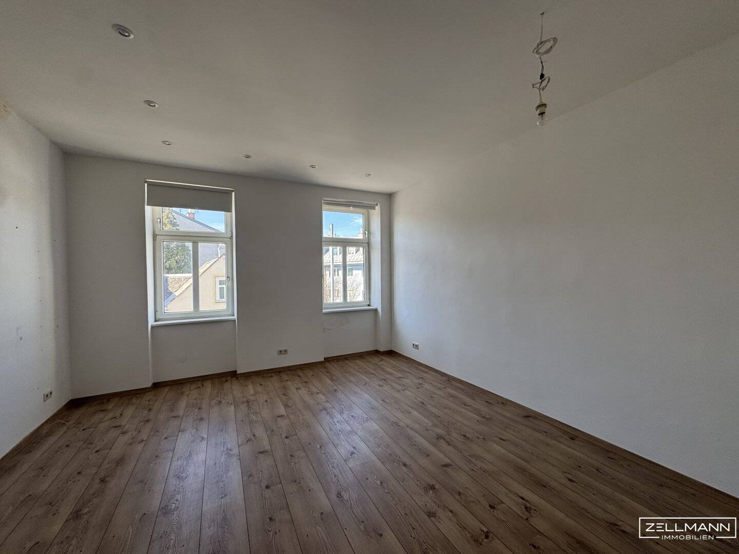 Spacious storage and office space in Wien 23: Your chance for space for success | ZELLMANN IMMOBILIEN