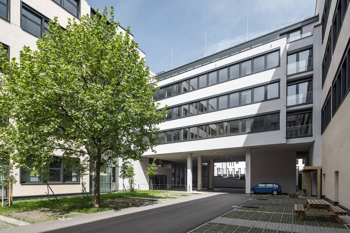 INNO CENTER RETRO