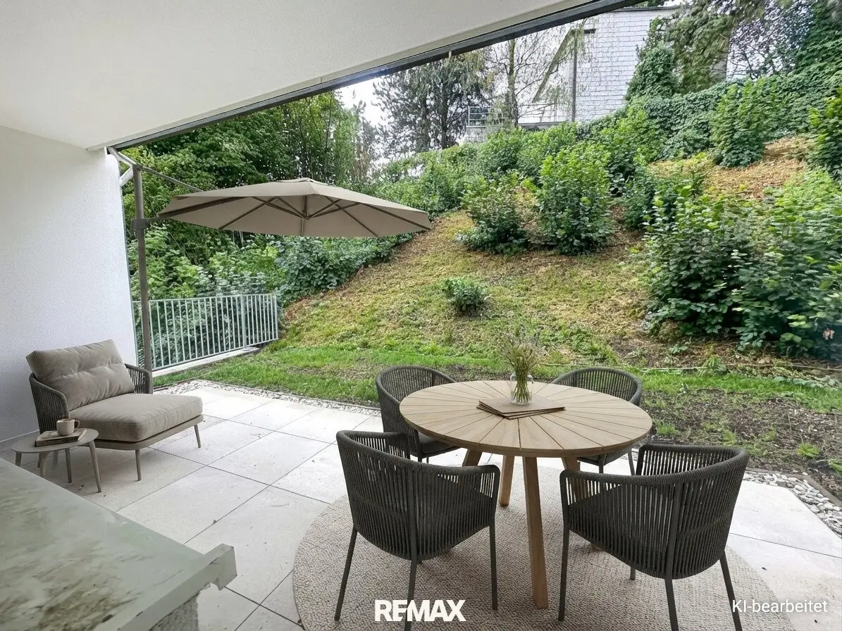 Frisch renovierte Wohnung im Zentrum mit grüner Terrasse