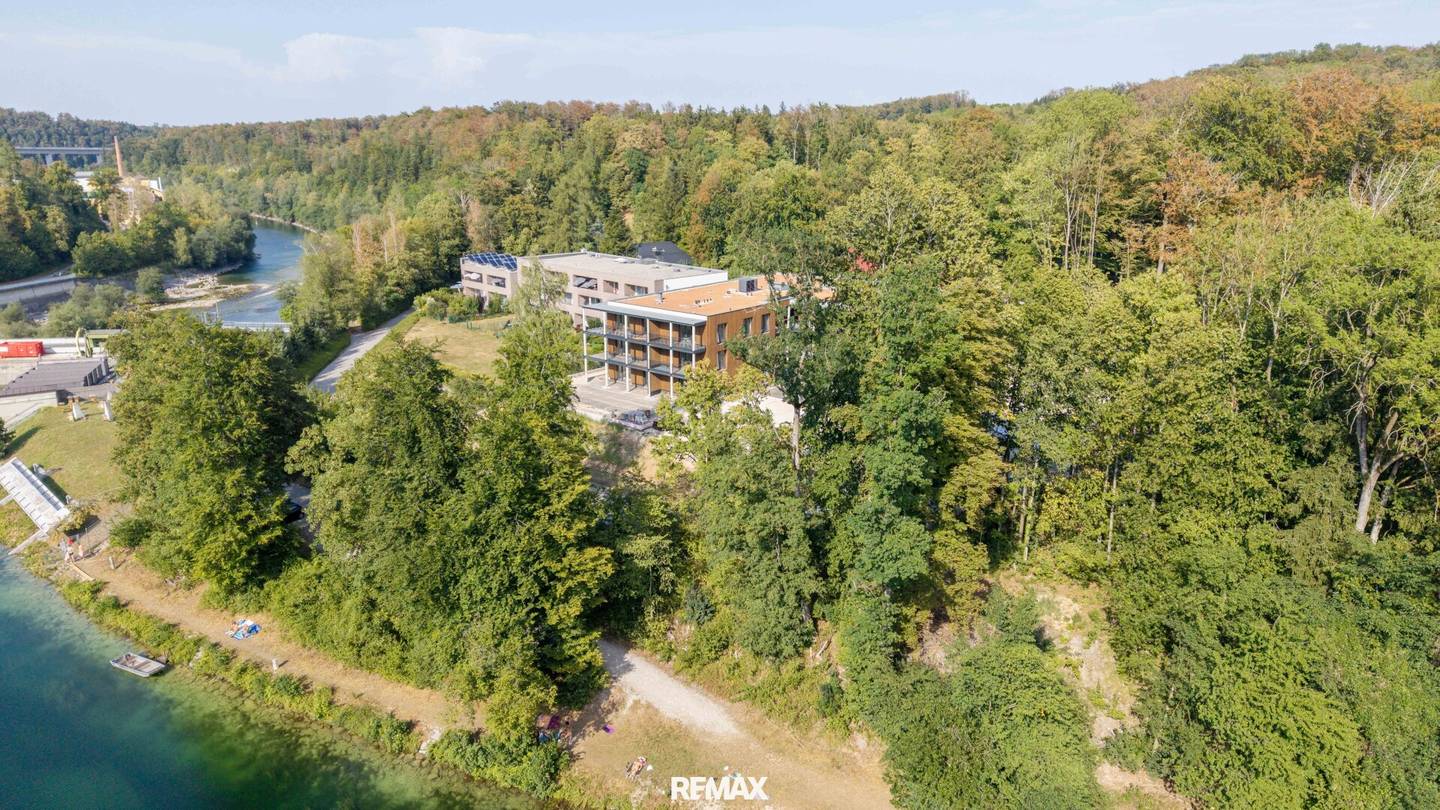 Wohnung Neubau Erstbezug mit Terrasse am Wasser