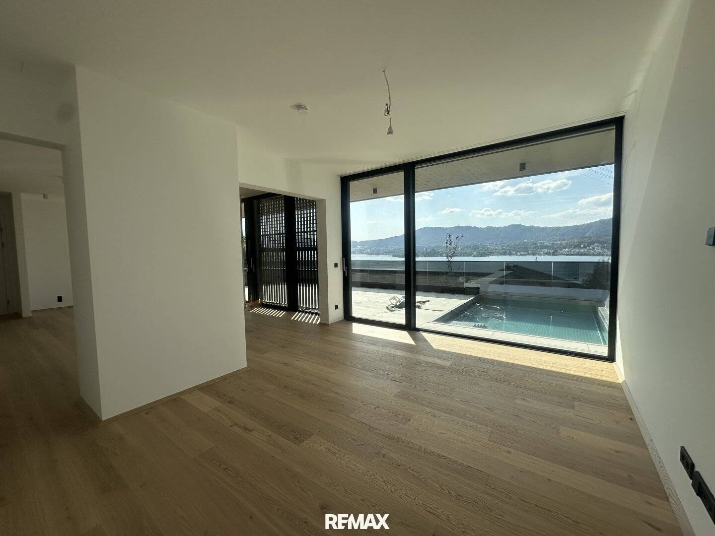 Apartment with private pool and large terrace