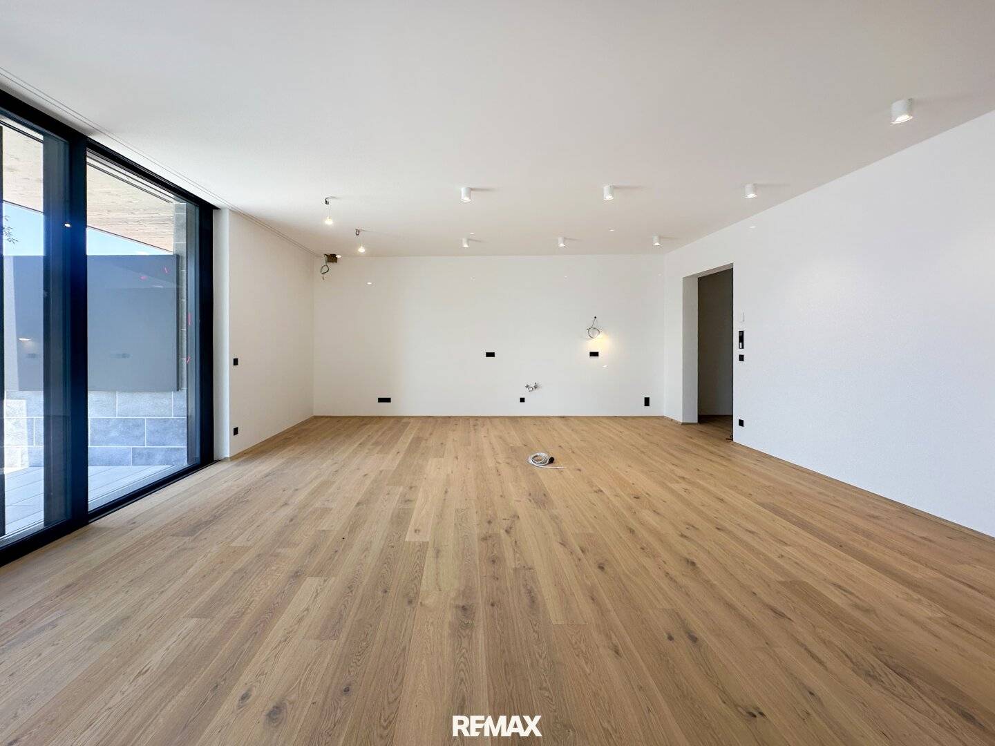 Wohnung mit privatem Pool und Weitblick