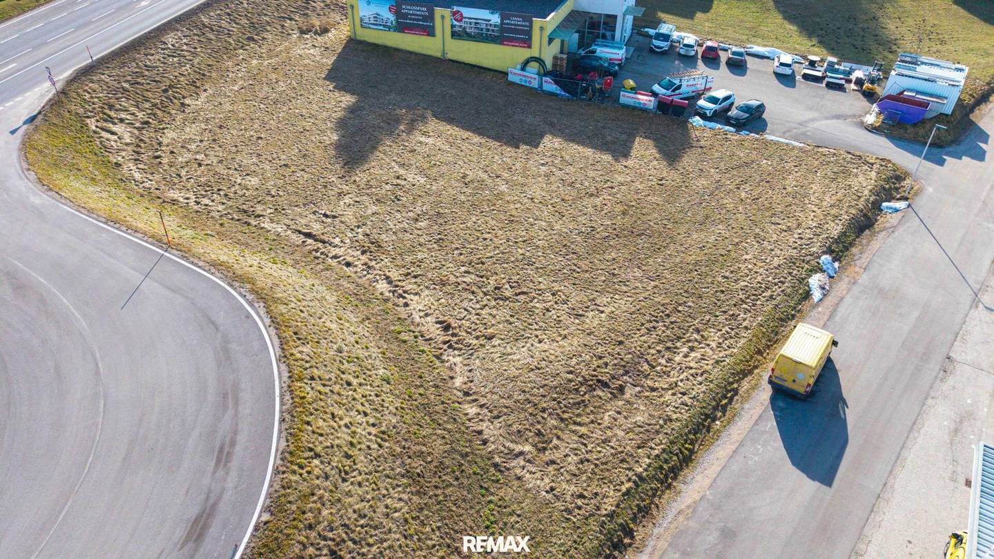 Commercial plot Gmunden 1918m²