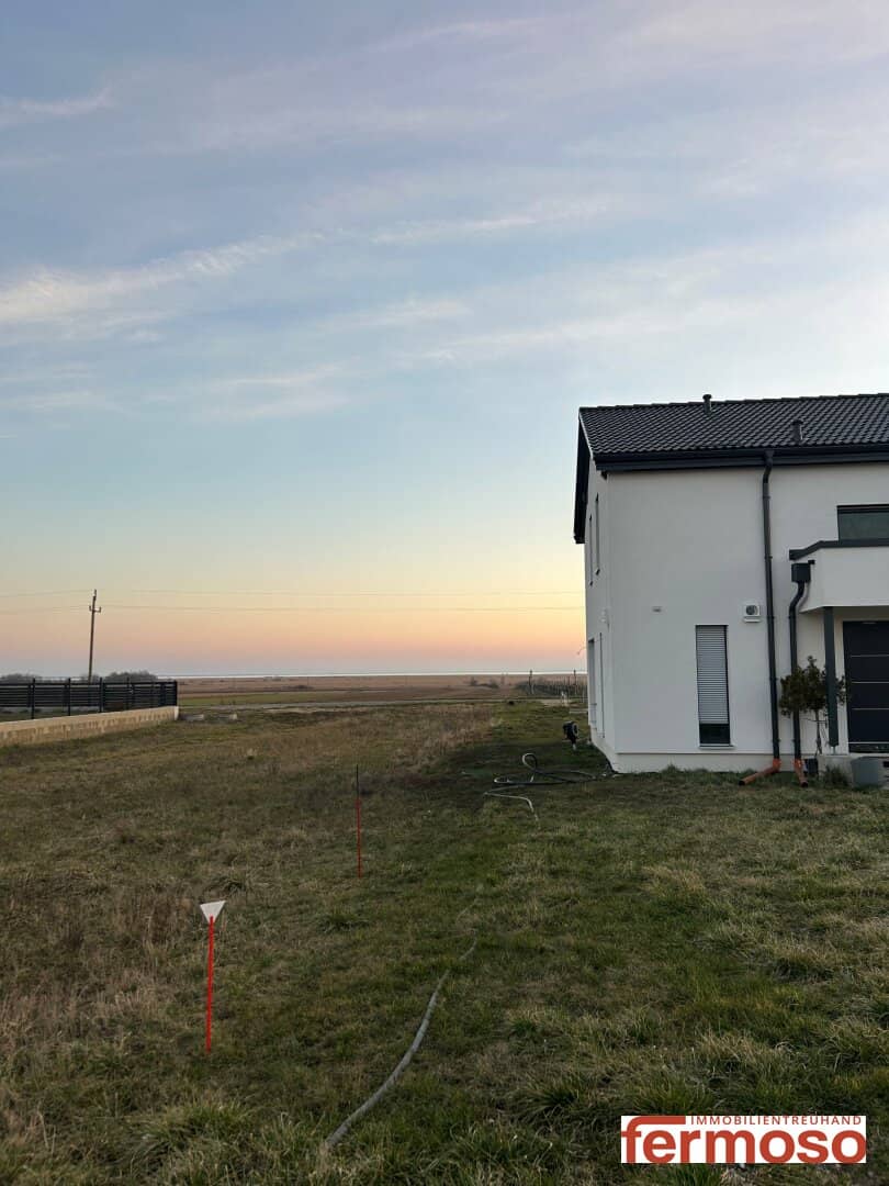 Sonniges Baugrundstück 725m² Neusiedl