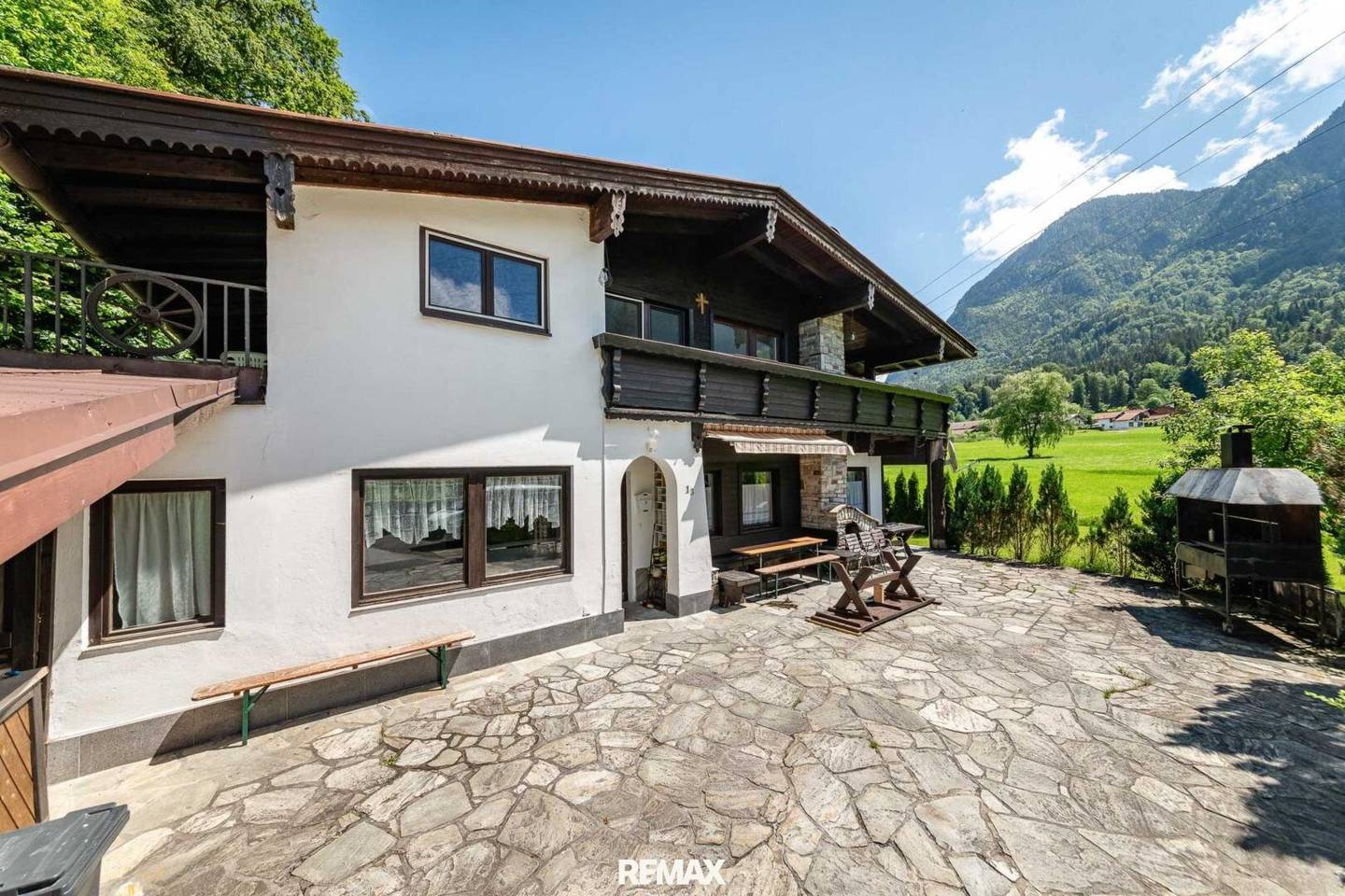 Multi-family house with plot in Schwoich