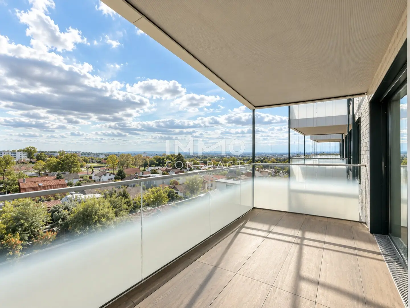 Wohnung mit Balkon und Weitblick nahe U1