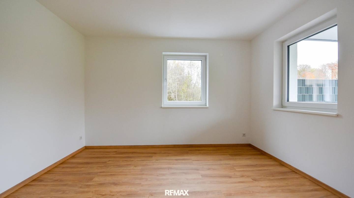 Neubauwohnung mit Gartenanteil und Terrasse