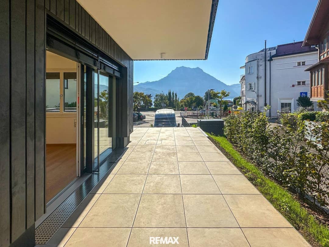 Erstbezug Neubau Wohnung mit großer Terrasse