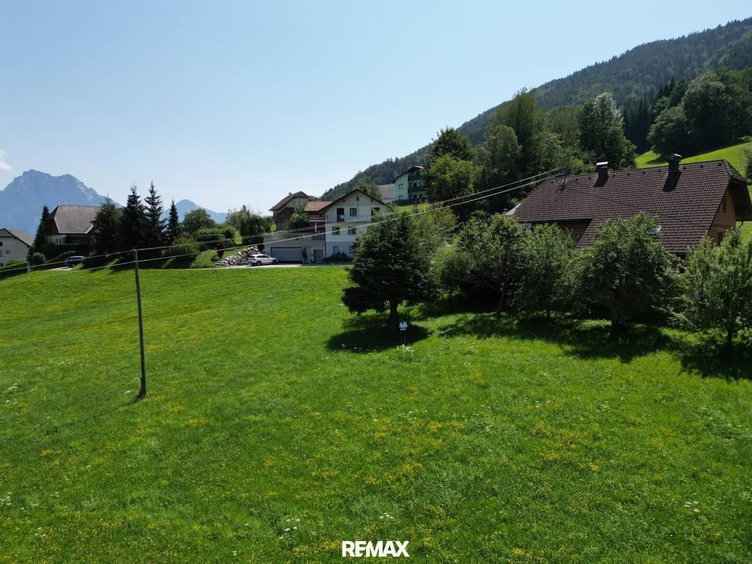 Baugrund 4600m² Neukirchen