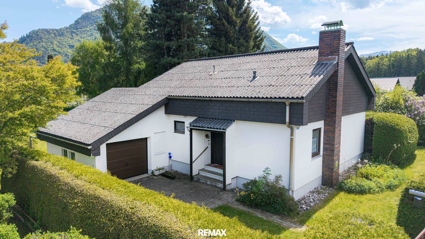 Bungalow in Scharnstein, 78m², 1384m² plot