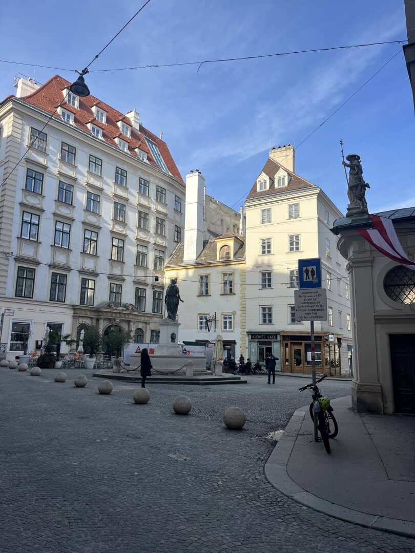 Wohnung Altbau nahe Franziskaner Platz