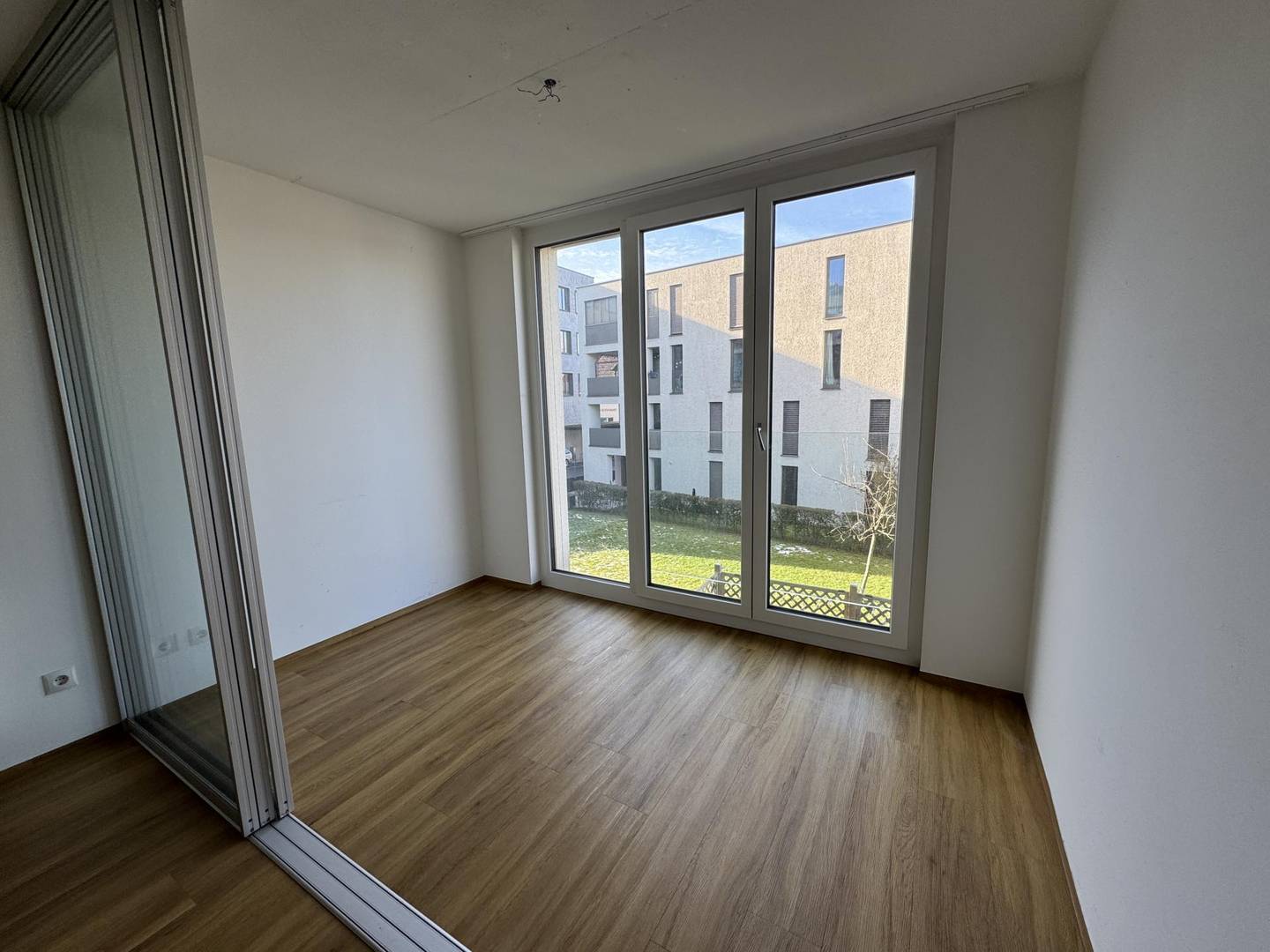 Apartment near center with lift and sunroom