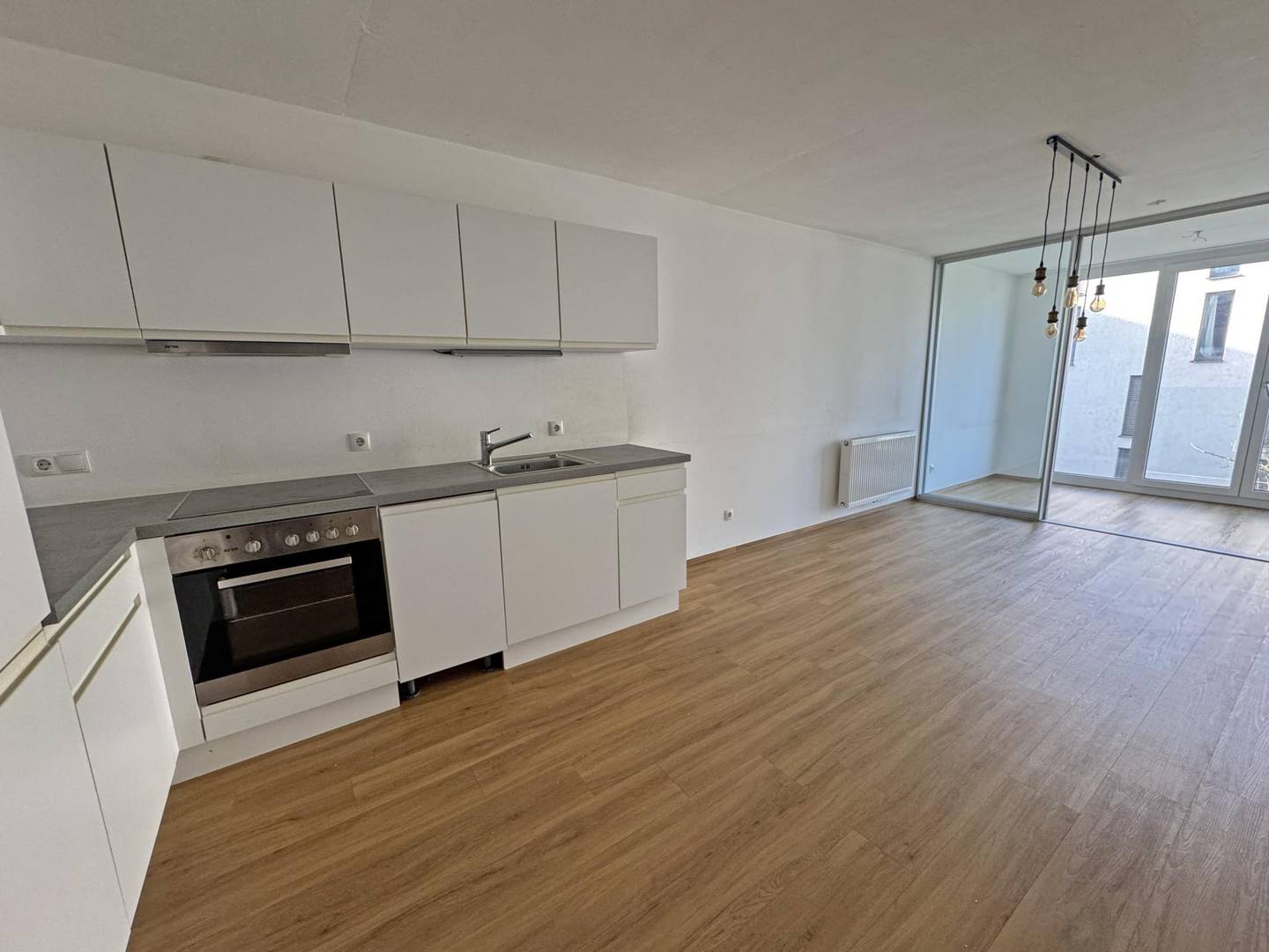 Apartment near center with lift and sunroom