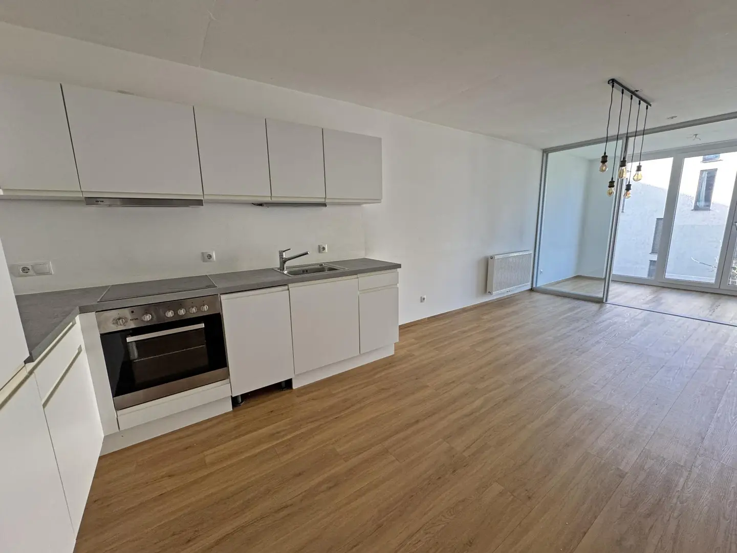 Apartment near center with lift and sunroom