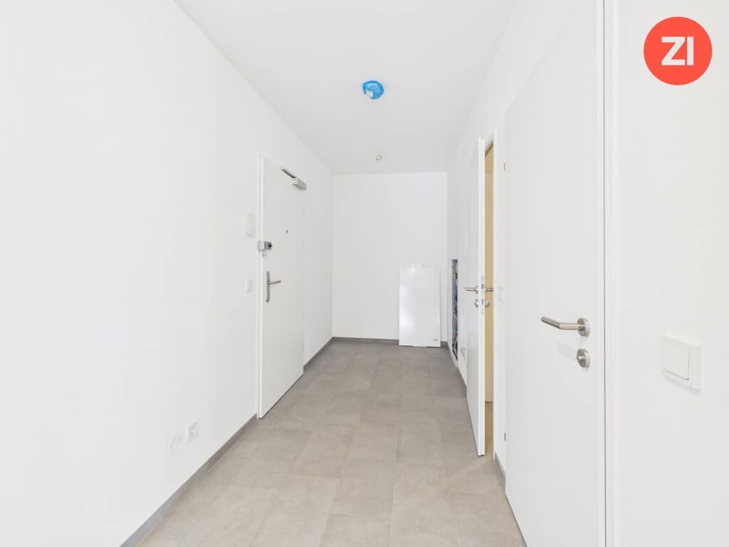 Erstbezug Wohnung mit Tiefgaragenplatz Balkon