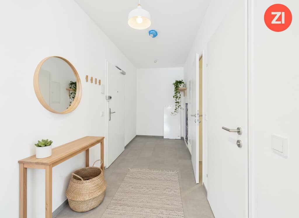 Wohnung mit Balkon und Tiefgaragenparkplatz