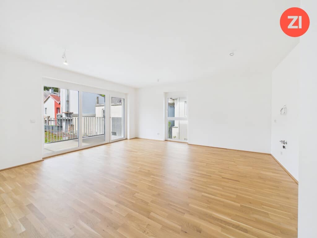 Wohnung mit Balkon und Tiefgaragenparkplatz